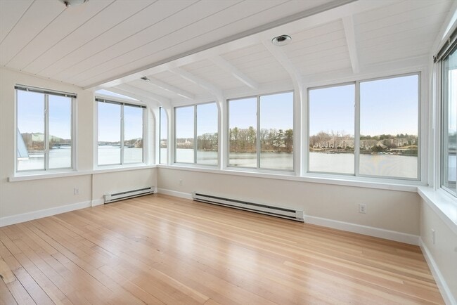 Building Photo - 157 Lake Ave