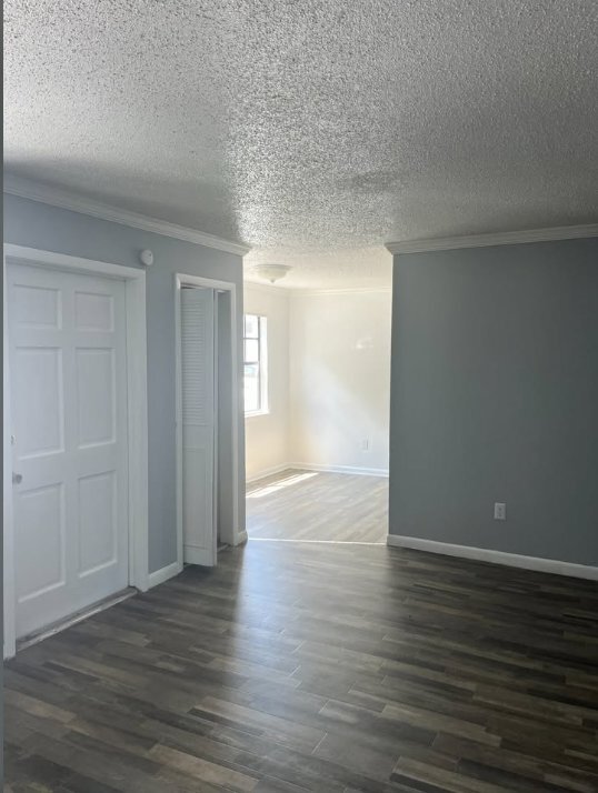 Photo - 3215 Baird Ave Unidad H-49