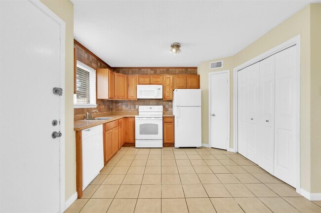 Photo - 250 El Dorado Blvd Unit 138