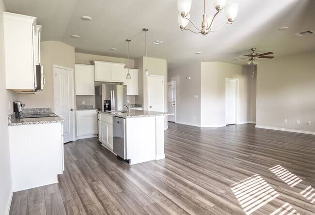 Photo - Beautiful 3 Bed/2 Bath Smart Home! Available for Immediate Move in!