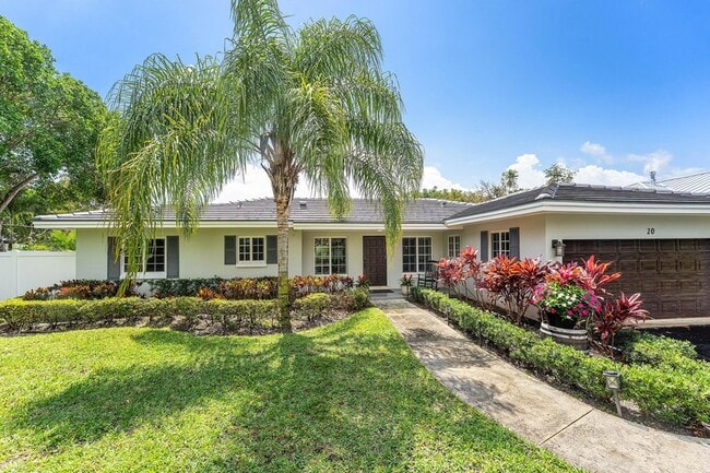20 NW 11th St