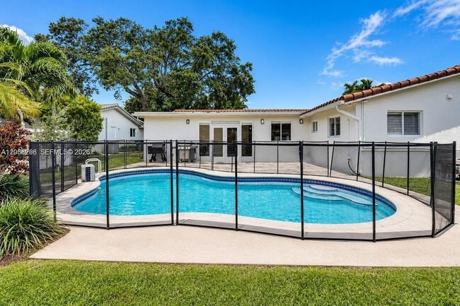 Photo - 3671 N 47th Ave
