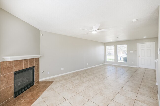 5626 Calm Ct