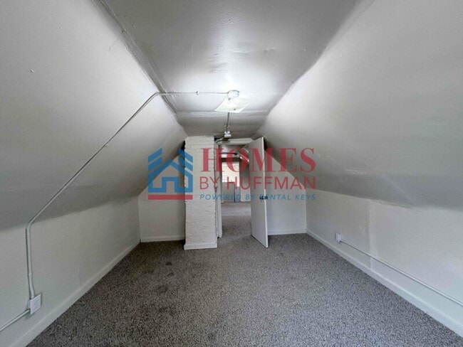 Photo - 701 Jackson Ave Unit B