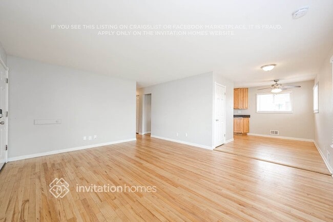 Photo - 1672 S Ames St