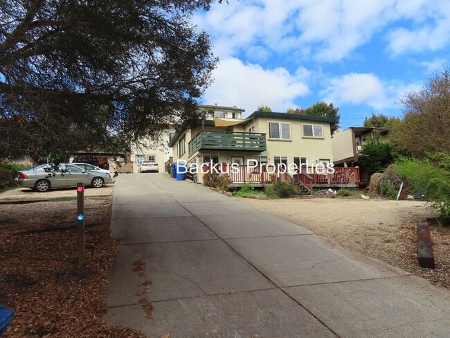 Photo - 900 Major Sherman Ln Apartment Unit B