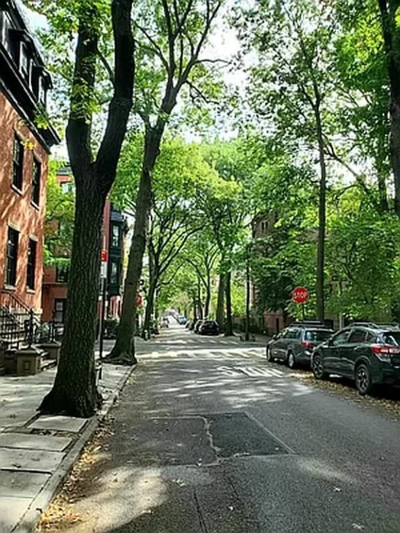 1 Clinton St Unit 5D