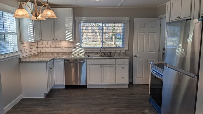 Photo - 276 Franklin Rd