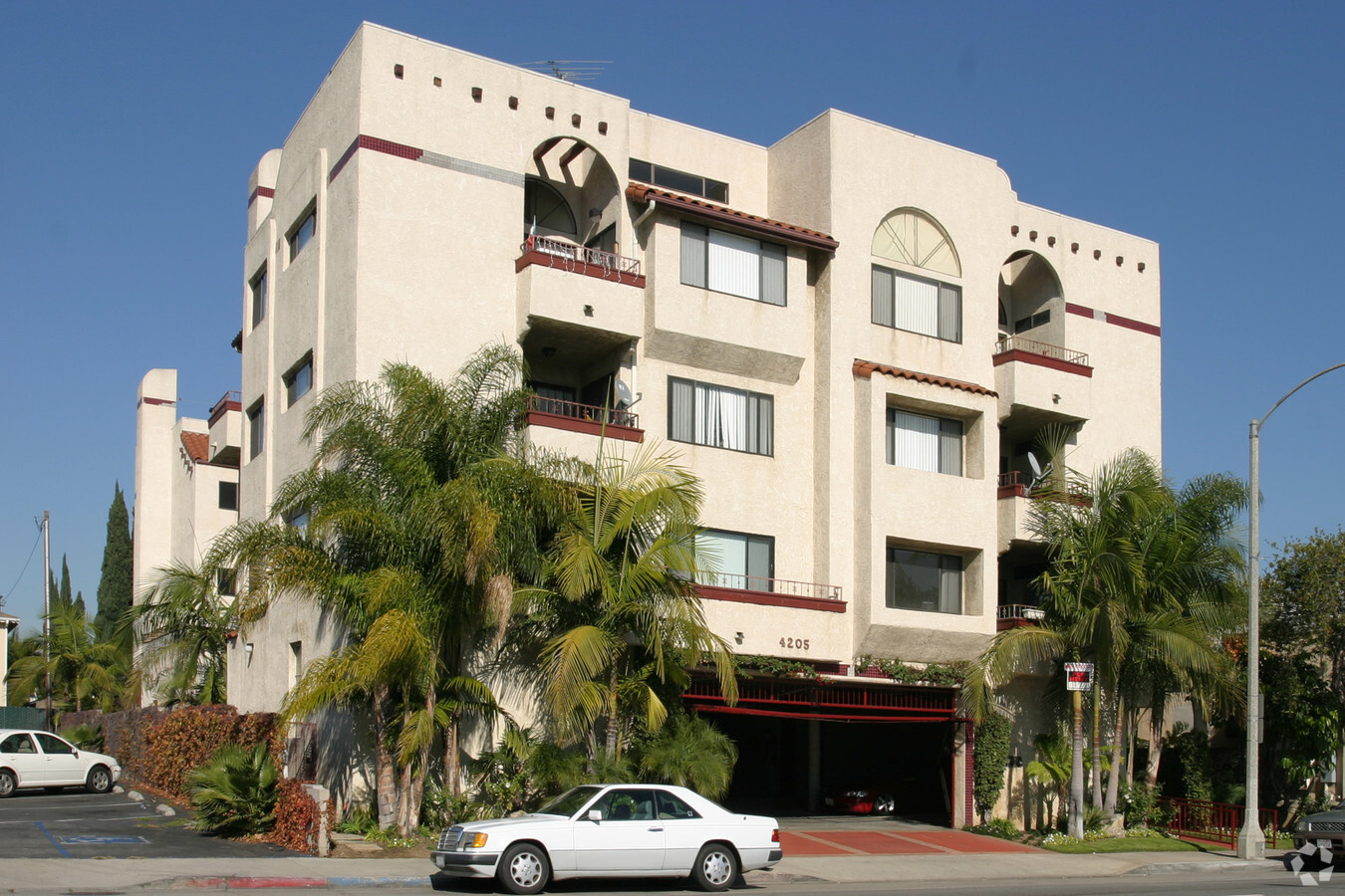 Photo - 4205 E Anaheim St Apartments