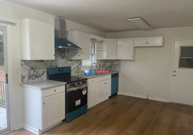 Photo - Newly RENOVATED 4-bedroom ranch in PARKVIE...