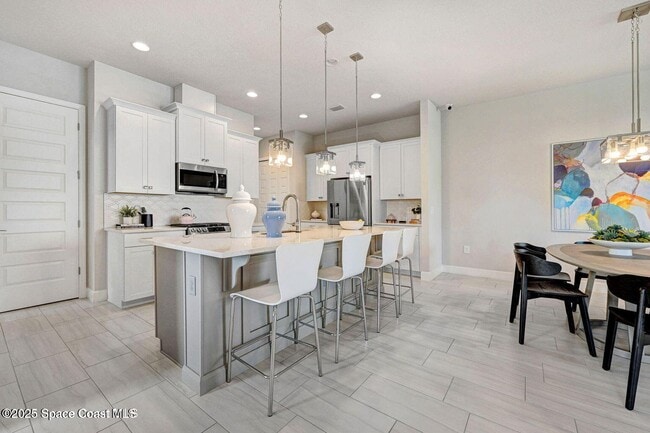 Photo - 2680 Avalonia Dr