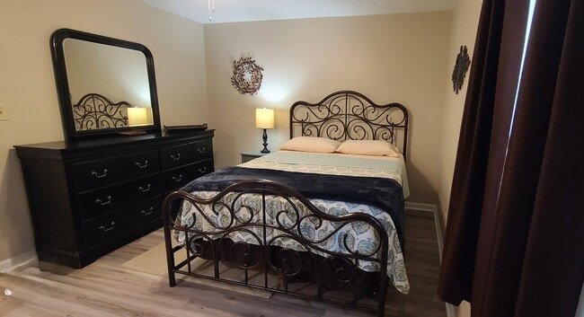 Photo - Furnished Units at 2131 Westmead Apts