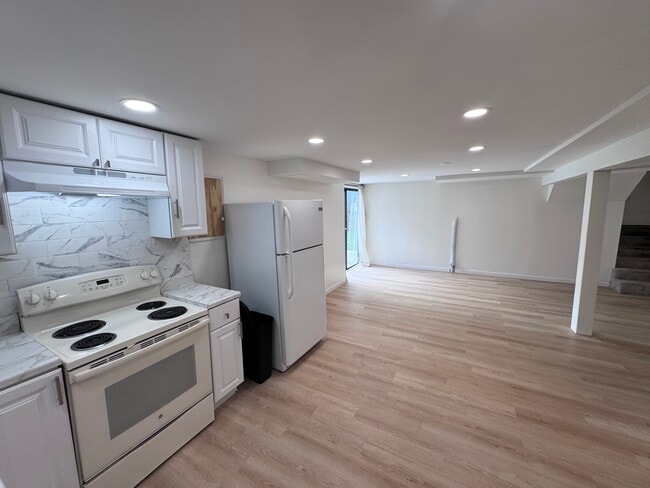 Photo - 11409 W 99th St