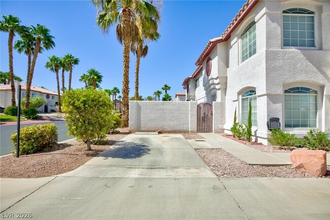 Photo - 3826 Starfield Ln
