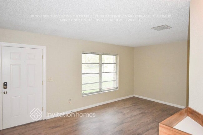 Photo - 1030 Oakwood Dr