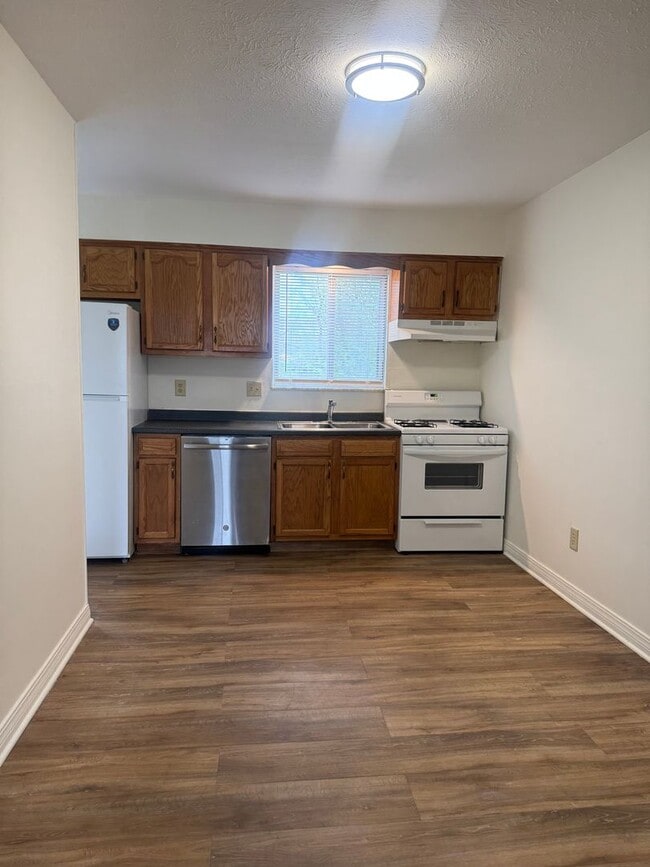 Photo - 114 Wildwood Dr Unit Apt. 104