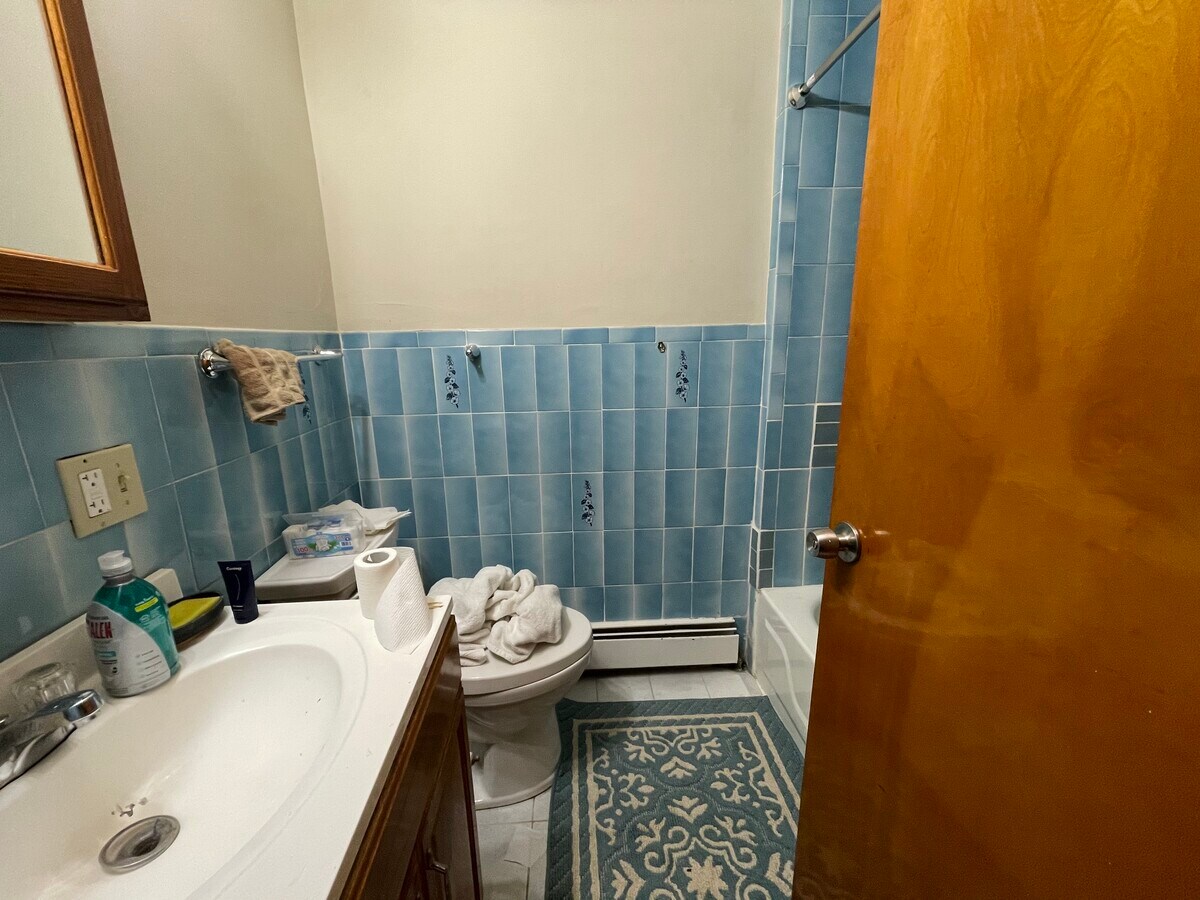 Photo - 1124 Cambridge St