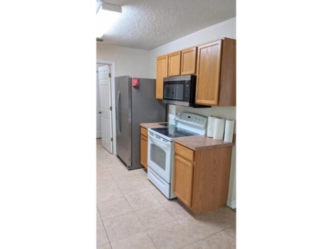 Photo - House in North Palm Coast, FL MOVE IN INCE...