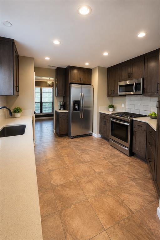 Photo - 1212 Weatherford Dr