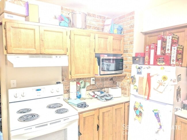 Photo - 45885 Henley Ave