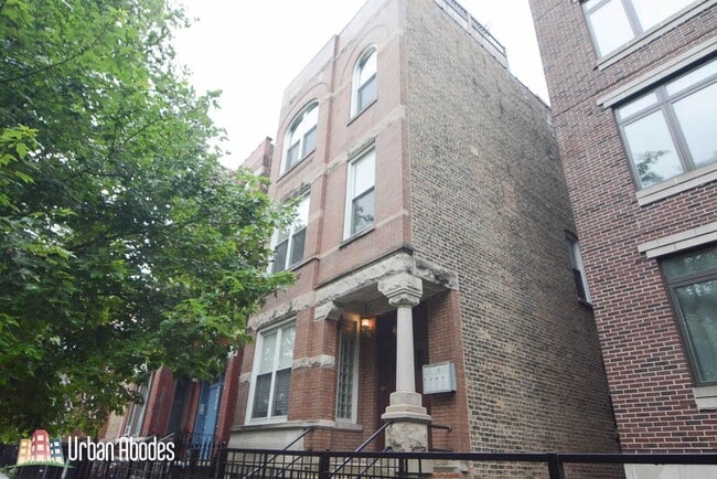 Photo - 2637 W Potomac Ave Apartamentos Unidad J03P