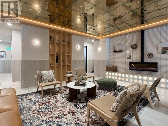 Photo - 1660 Bloor St W Unité 513