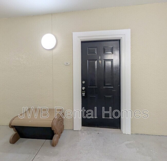 Photo - 8290 Gate Pkwy W Unit #816