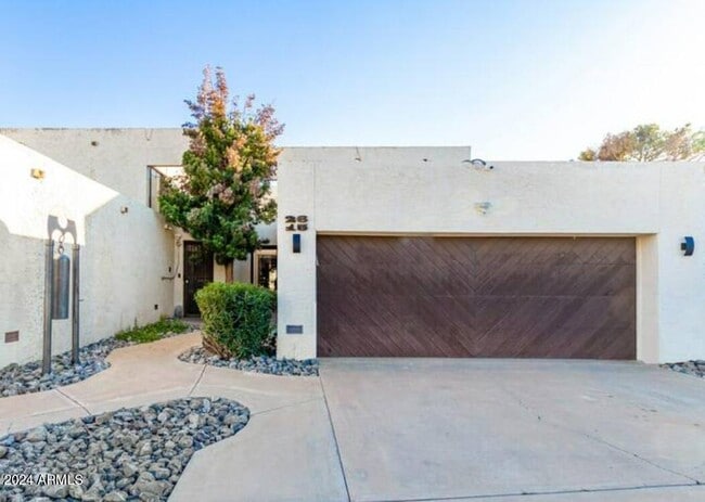 Photo - 2615 E Campbell Ave