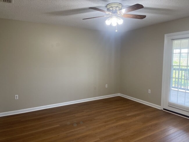 Photo - 22 E Dubois St Unit 2a