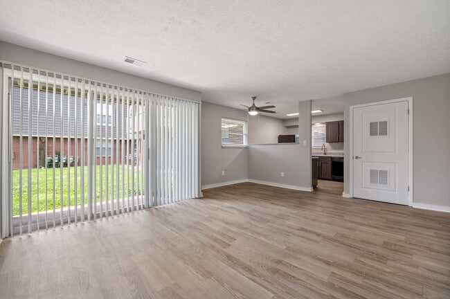 Photo - Life at Lexington