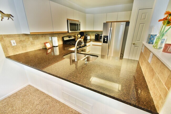 Photo - 600A Gold Dust Dr