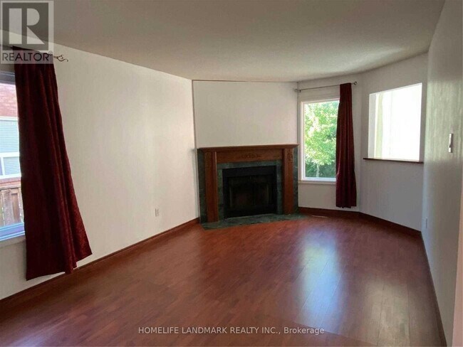 Photo - 102 Bernard Ave
