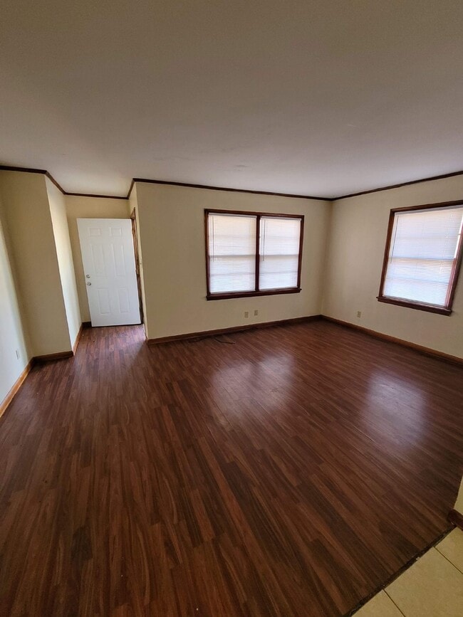 Building Photo - Charming 2 Bed Apartment with Spacious Layout in Jonesboro, AR!