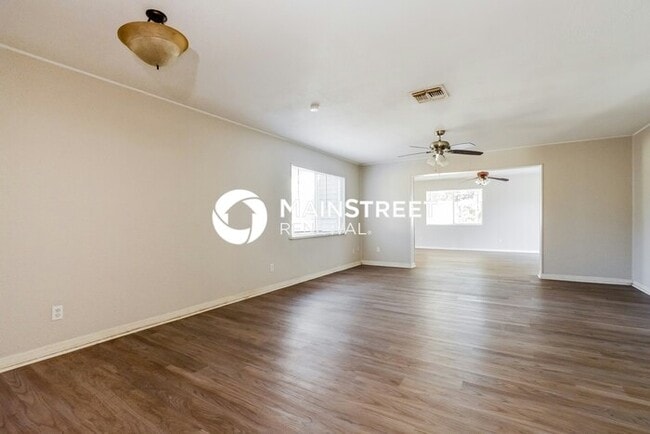 Photo - 4 Bedroom Pet-Friendly Home in WINTER SPRI...