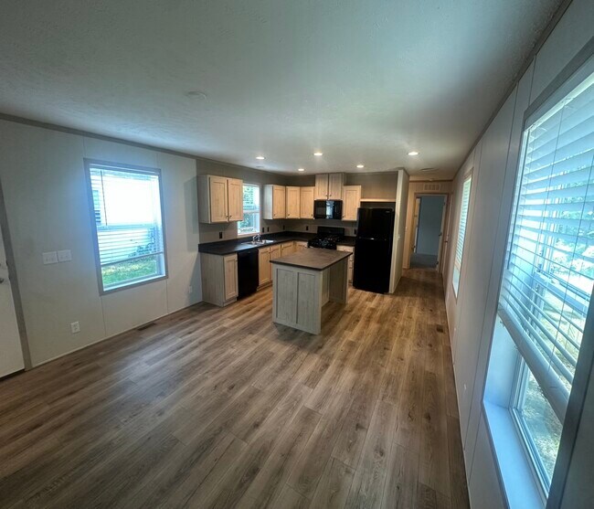 Photo - 7519 Dorr St