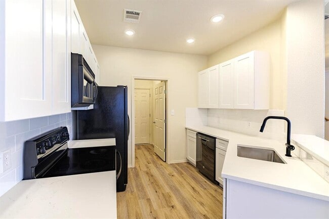 Photo - 2632 Century Park Blvd Unit 18