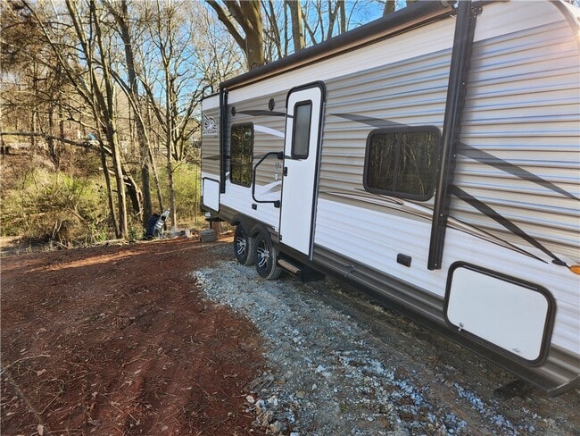 Photo - 315 Fairplay Rd