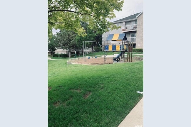 Photo - 3 Bedroom Top Floor Orem Condo w Awesome Amenities!