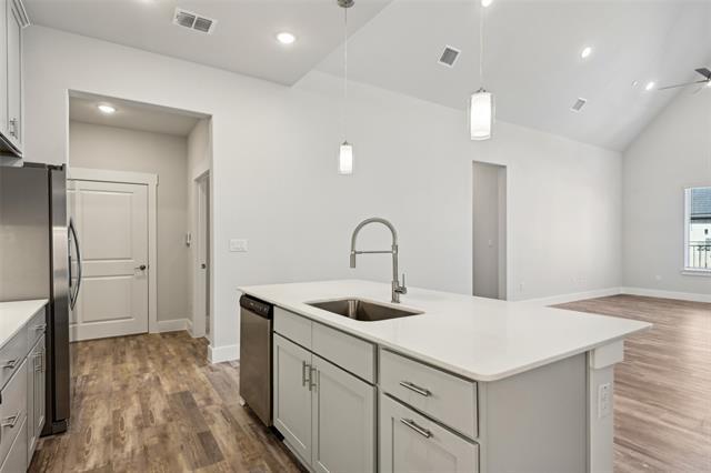 Photo - 3155 Winter Rose Way