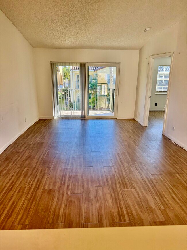 Photo - 1130 Lake Shore Dr Unidad 201