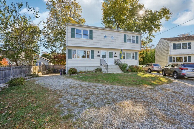 Photo - 17 Locust St