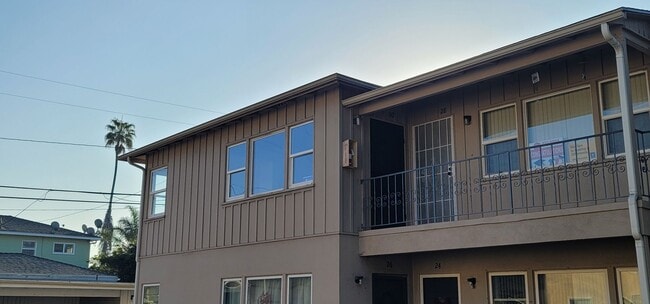 Photo - Midtown Ventura 2+1 Apartment near CMH