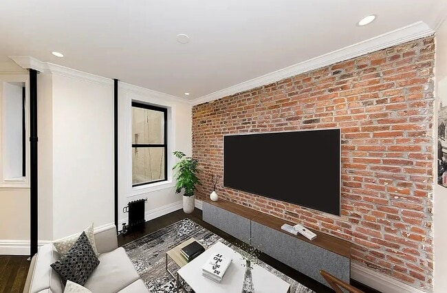 Building Photo - 239 Elizabeth St Rental