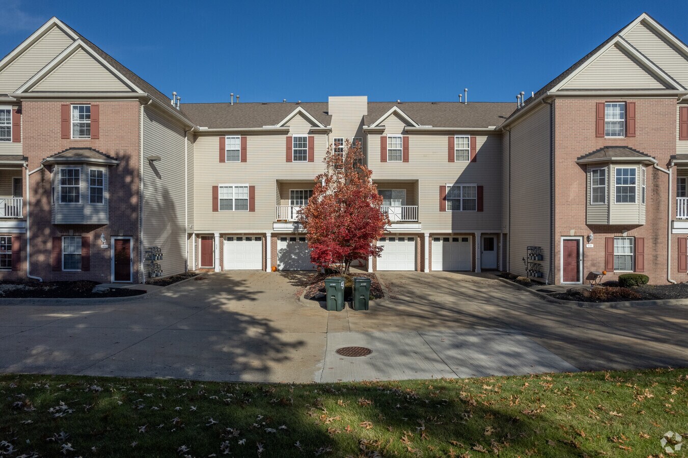 Photo - Sturbridge Crossings