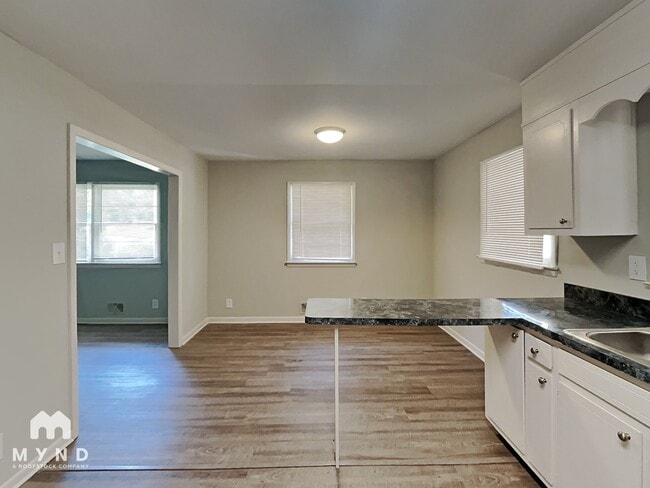 Photo - 2731 Carriage Ln