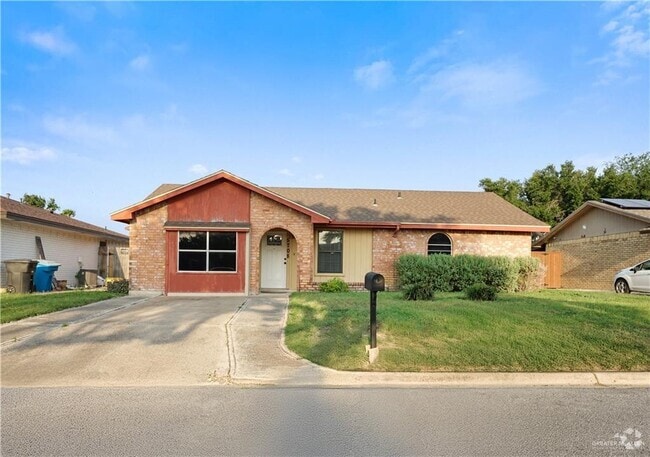 Building Photo - 5708 N 28th Ln Rental