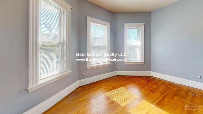 Photo - 72 Clinton St Unit 2