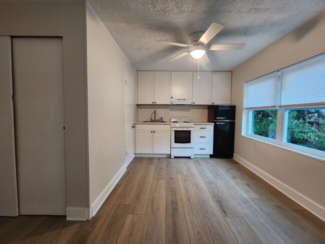 Photo - P198 - #5A Holiday Inn Unit P198 - #5A Holiday Inn - 3000 Beach Blvd S