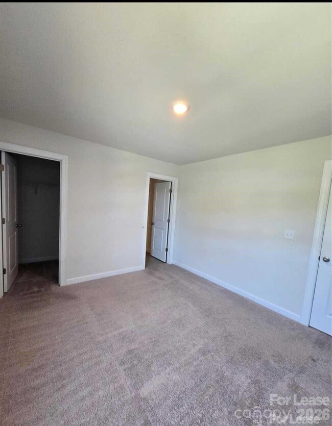 Photo - 433 Cranford Dr