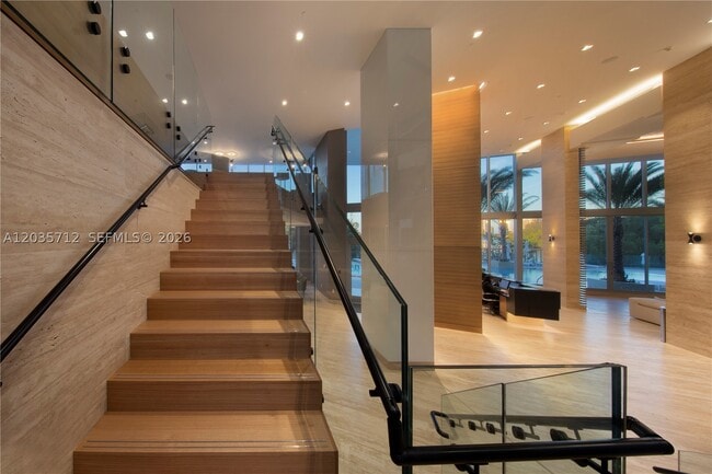 Photo - 16385 Biscayne Blvd Unit 519